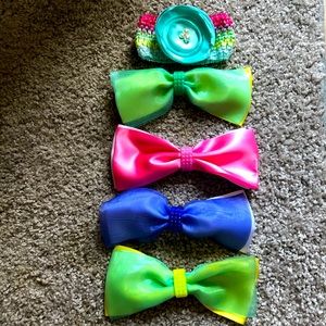 4 Bows and Headband